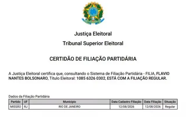 Reprodução do registro de filiação de Flávio Bolsonaro ao Missão no TSE