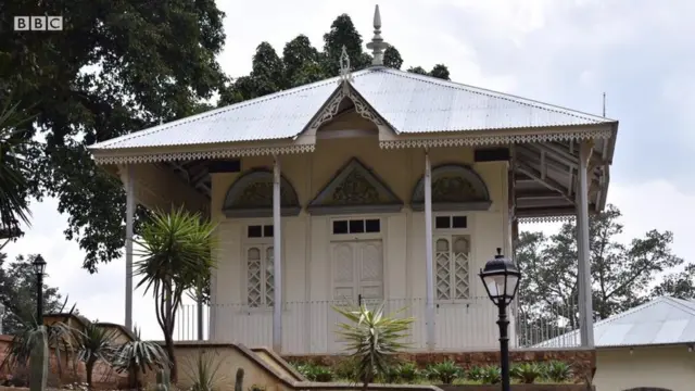 በታላቁ ቤተ መንግሥት የሚገኘው የአንድነት ፓርክ ለእይታ ክፍት ሆነ