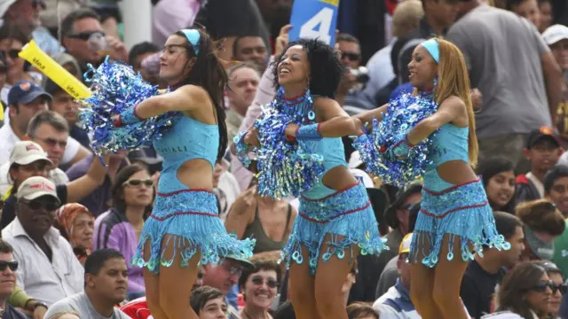 ચીયરલીડર્સની તસવીર