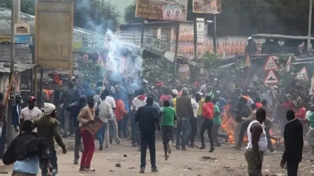 Le Kenya avait alors plongé dans deux mois de violences politico-ethniques et de répression policière.