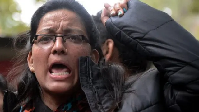 அரசுக்கு எதிரான போராட்டம்