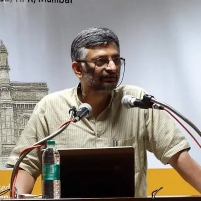 ஆய்வாளர் த.வி.வெங்கடேஸ்வரன்