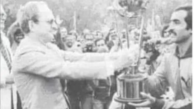 منظور جونئیر