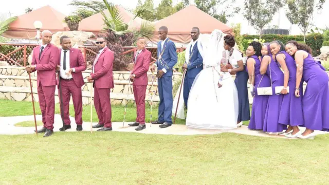 Tom igihe c'ubugeni n'ababaherekeje