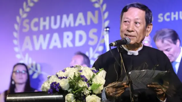 ဖွဲ့စည်းပုံပြင်ရေး ဟောပြောချက်ကြောင့် တပ်က ဦးကြီးမြင့်ကို ပုဒ်မ ၅၀၅ နဲ့ တရားစွဲထားပါတယ်။
