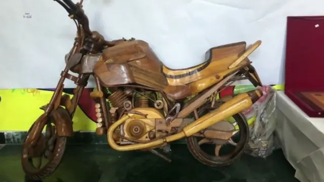 చెక్క బైకు