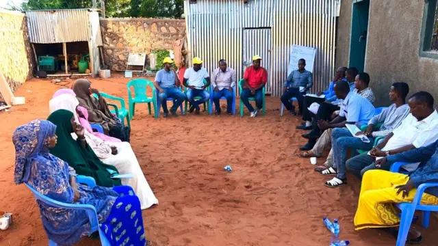 የዋርደር ዞን ተወላጆች ከአካባቢያቸው የሚመጡ ተማሪዎች ላይ የሚታዩ ችግሮች ላይ ሲወያዩ