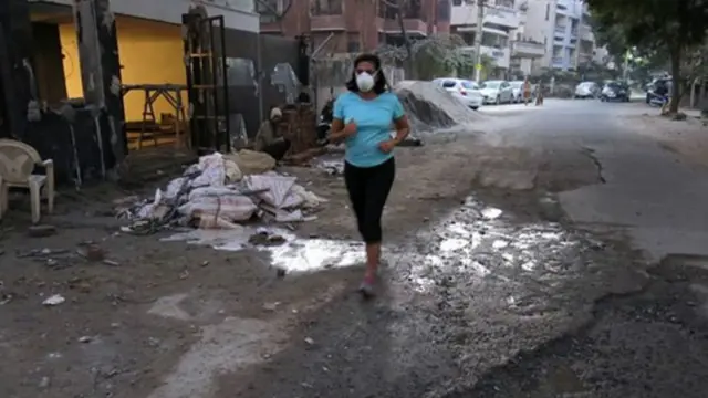 پلی تګ او ورزش د وزن کنټرول کې مهم رول لري.