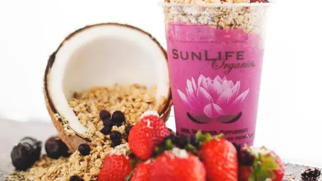 Bebida com cereais da SunLife Organics