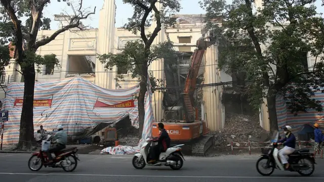 Công trình xây dựng