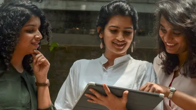 रात की शिफ्ट में महिलाओं के लिए काम करना क्या होगा आसान