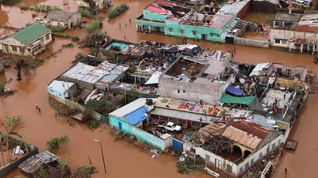 Casas devastadas pelo ciclone Idai