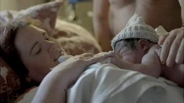 瑪麗莎剛剛生下一個女嬰