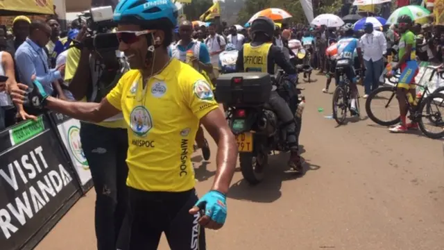 Umunya-Eritrea Merhawi Kudus nyuma gato yo kurangiza iri siganwa