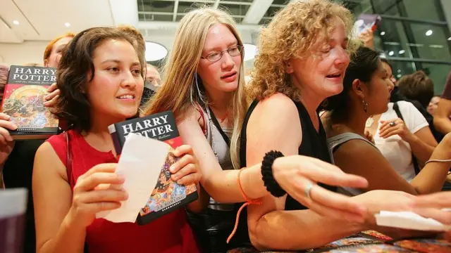 Очередь в книжном магазине Берлина