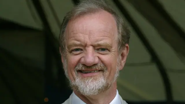 ब्रिटेन के पूर्व विदेश मंत्री रॉबिन कुक