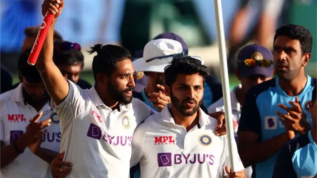 విజయోత్సాహంలో భారత్ ఆటగాళ్లు