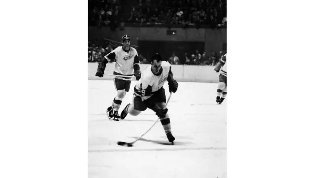 Горди Хоу, Мистер Хоккей, долгие годы был лицом НХЛ