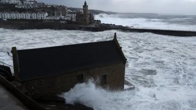 Шторм в Британии