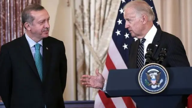 Türkiyə Prezidenti Recep Tayyip Erdoğan (solda) və ABŞ Prezidenti Joe Biden (sağda), 2013-cü il
