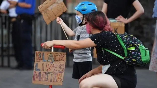 ब्लैक लाइव्स् मैटर