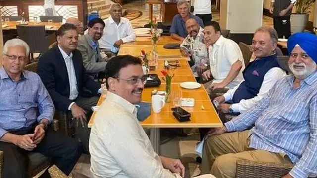 மும்பையில் இந்திய கிரிக்கெட் அணி