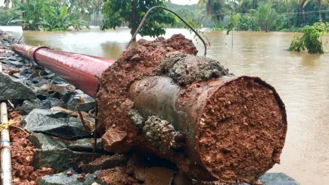 விழுந்த போஸ்ட்