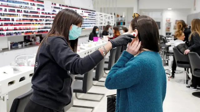 Àyẹwò ki ẹnikẹni to wọ̀lú