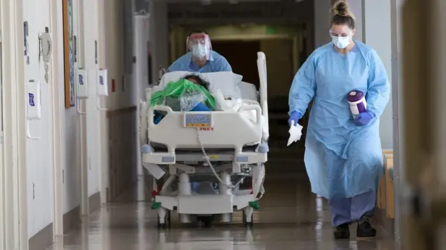 Interior de un hospital de Seattle