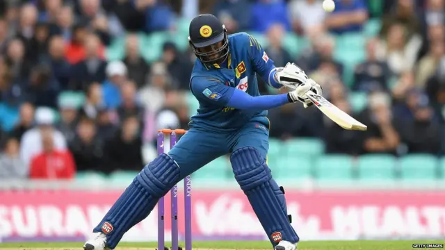 मैथ्यूज