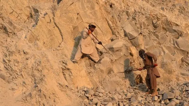 అఫ్గానిస్తాన్‌లో సహజ వనరులు పుష్కలంగా ఉన్నాయి