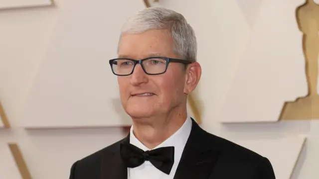 تيم كوك الرئيس التنفيذي لشركة أبل