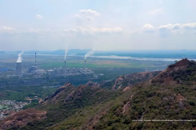 కొండపల్లి కోట నుండి కొత్త రాజధానిలో భాగమైన తుళ్లూరు, తాడేపల్లి, మందడం, మంగళగిరి మండలాల దృశ్యం