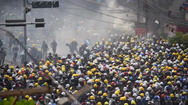 Протесты в Мьянме