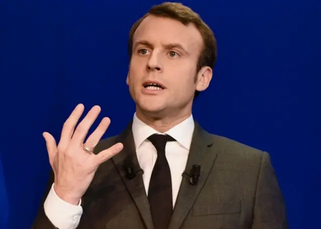 Keçmiş iqtisadiyyat naziri Emmanuel Macron müstəqil namizəd kimi iştirak edəcək.