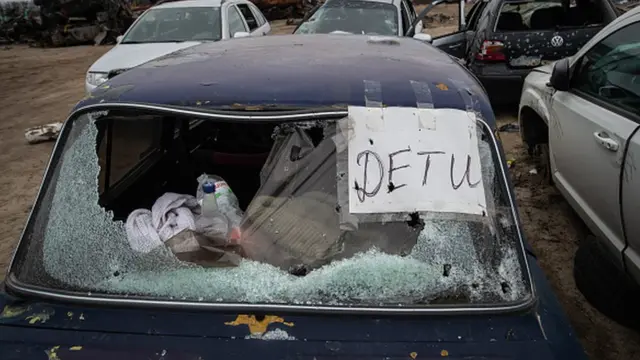 Автомобиль со следами пуль