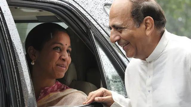 सुप्रिया सुले