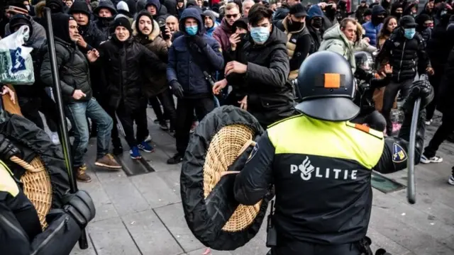 The police remove protesters in Eindhoven