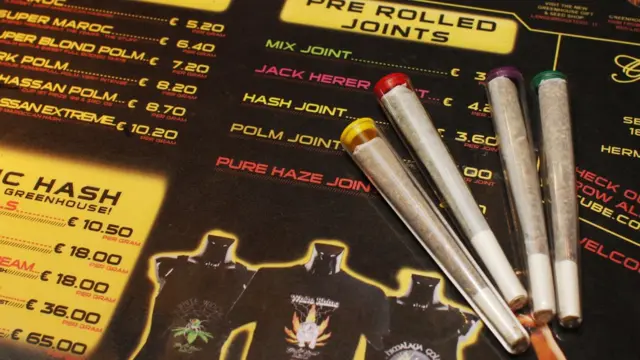 Amsterdam, ganja