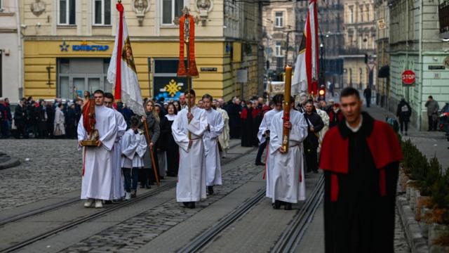 Пасхальное шествие во Львове