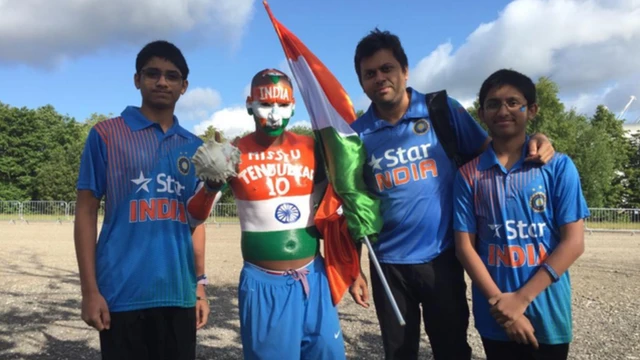 બે દીકરા સાથે અભંગ