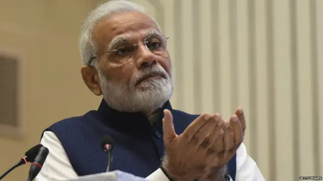 नरेंद्र मोदी