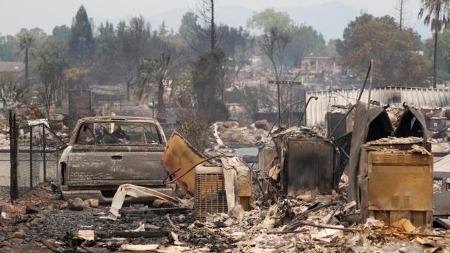 Un Tornado De Fuego En California Deja 6 Muertos Y Miles De Personas Evacuadas Bbc News Mundo 0486