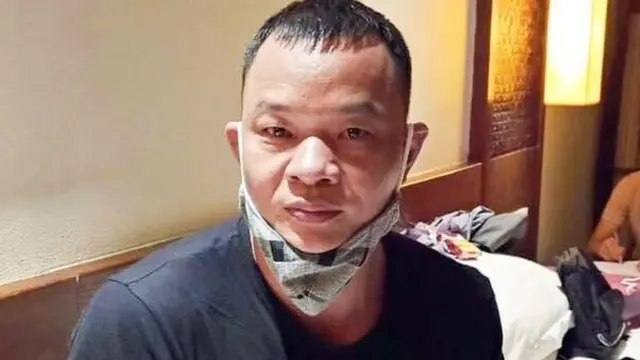 Cao Lượng Cố (quốc tịch Trung Quốc) bị Công an Đà Nẵng cáo buộc cầm đầu đường dây đưa người nước ngoài nhập cảnh trái phép vào Việt Nam.