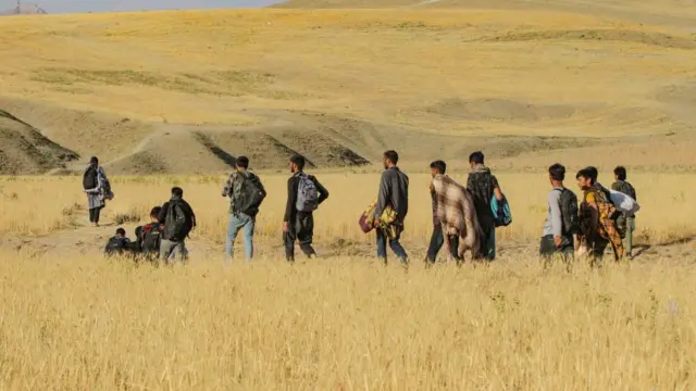 Yaz aylarında, Doğu sınırından Türkiye'ye giriş yapan bir grup Afgan düzensiz göçmen