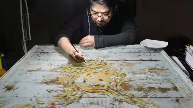 深堀隆介さんの制作風景（2018年撮影）