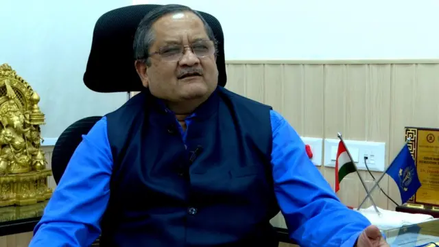 டாக்டர் ஜெயேஷ் லீலே