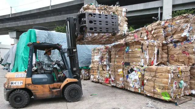 పేపర్ వేస్ట్ ఎగుమతులు