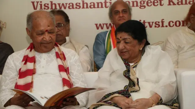 लता मंगेशकर