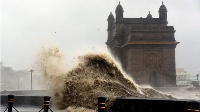 गेट वे ऑफ इंडिया